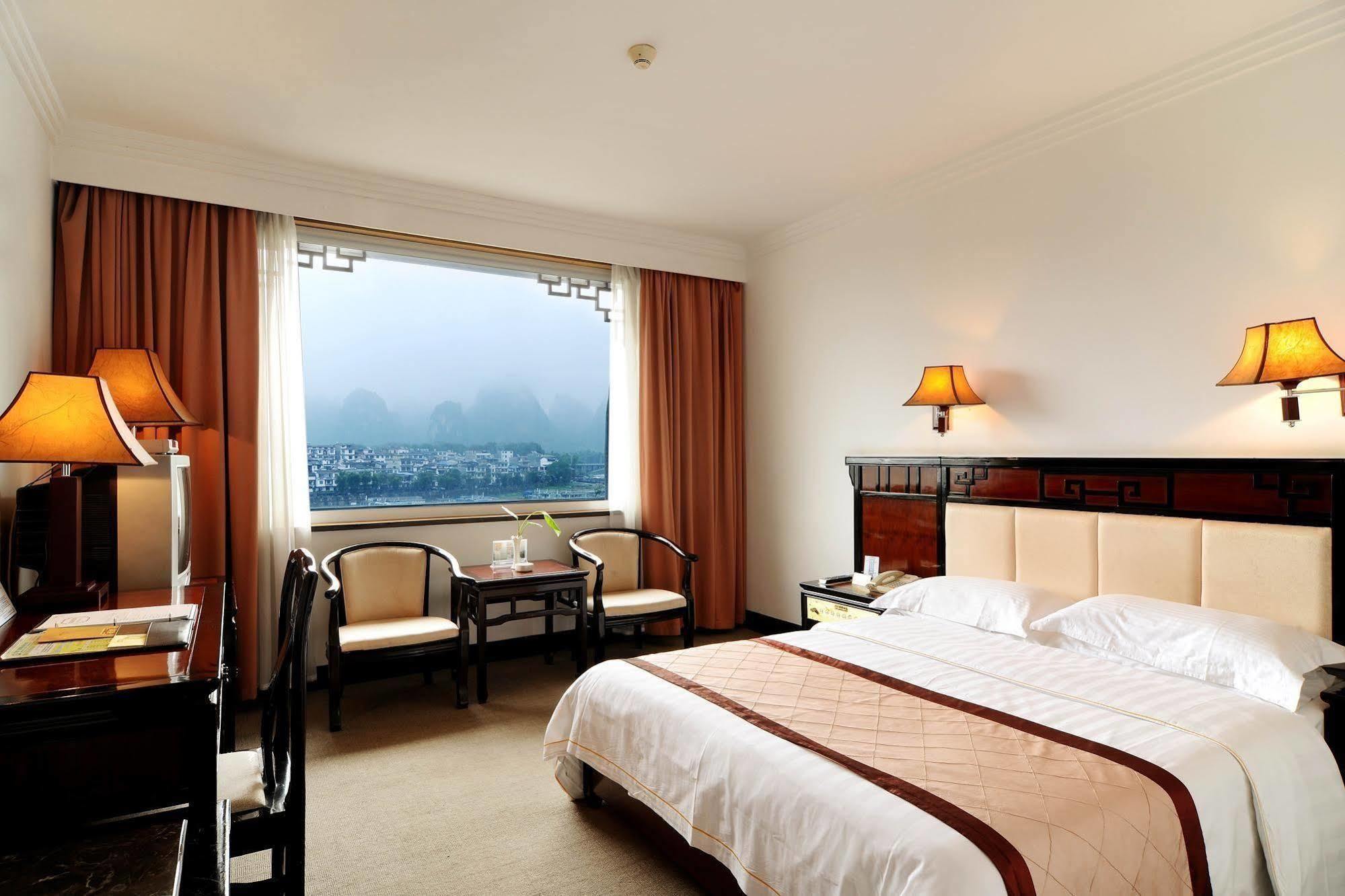 Sovereign Hotel Yangshuo Guilin Zewnętrze zdjęcie